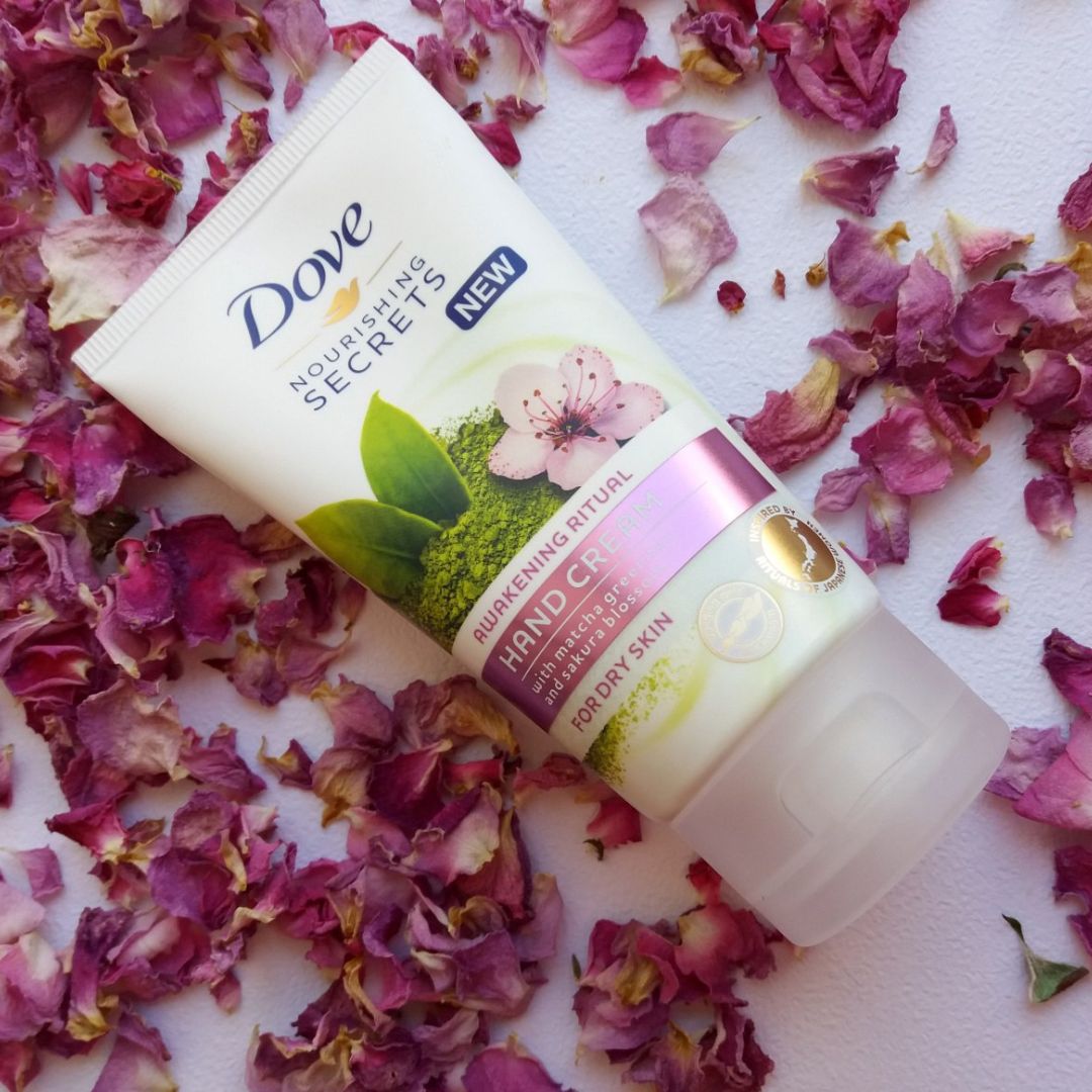 Dove Nourishing Secrets Awakening Ritual Matcha Green Tea & Sakura Blossom Hand Cream 75ml