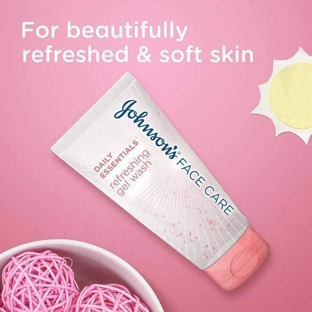 Johnson's Face Care Daily Essentials Refreshing Gel Wash For Normal Skin 150ml,3574660583861