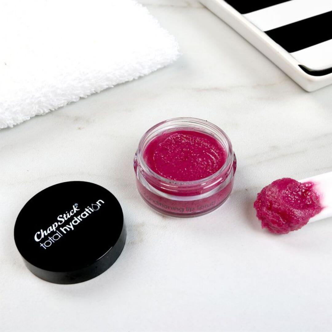 ChapStick Total Hydration Sugar Plum Conditioning Lip Scrub 7.5g,305730122122
