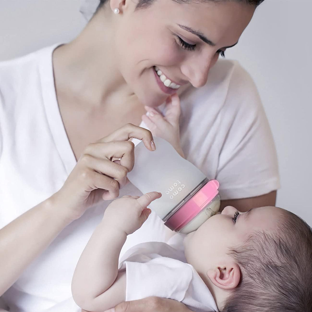 Comotomo Baby Bottles, 2 Pack, Pink, 8 oz Each, Soft Silicone Design, BPA-Free, Easy to Clean