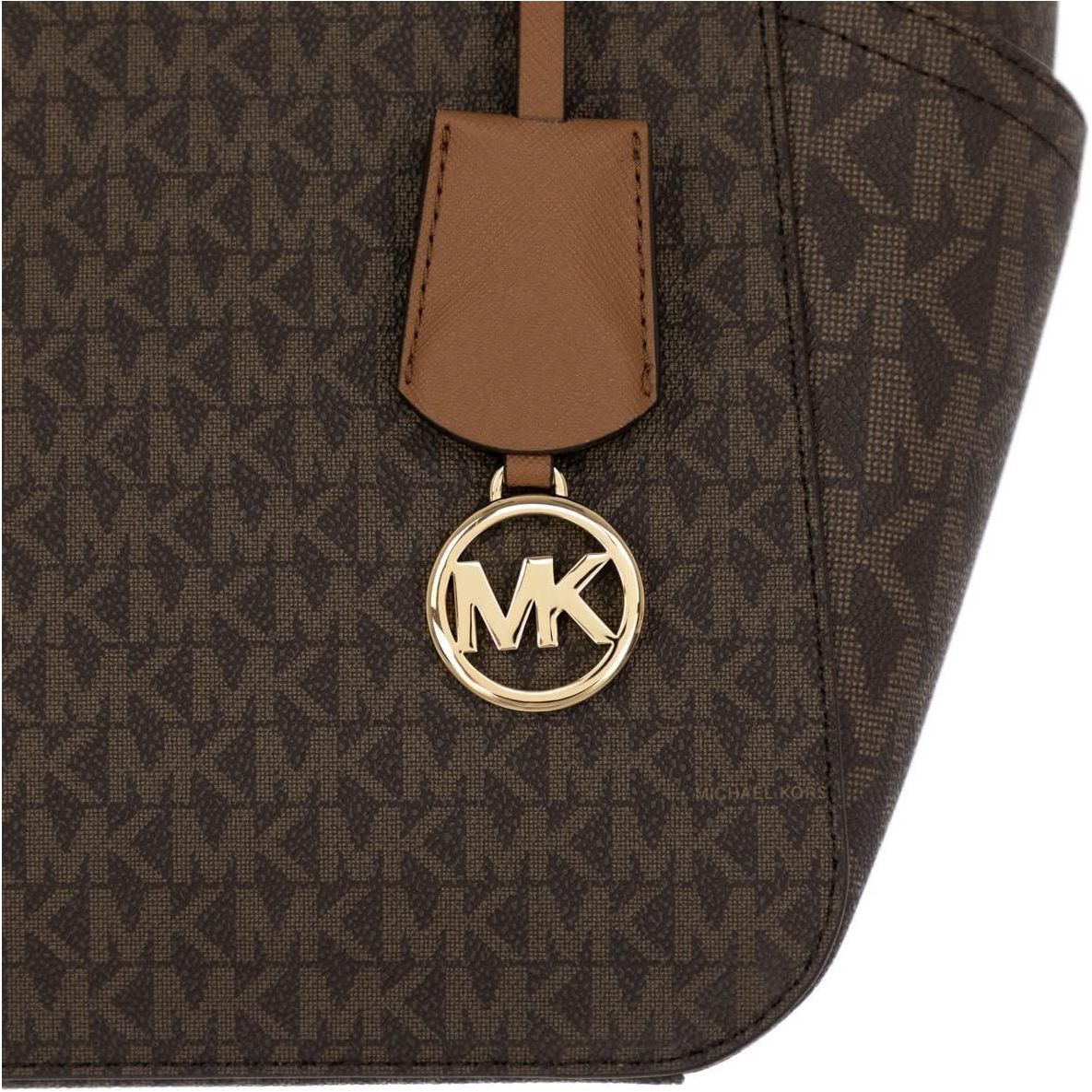 Jet Set Large Logo Shoulder Bag,