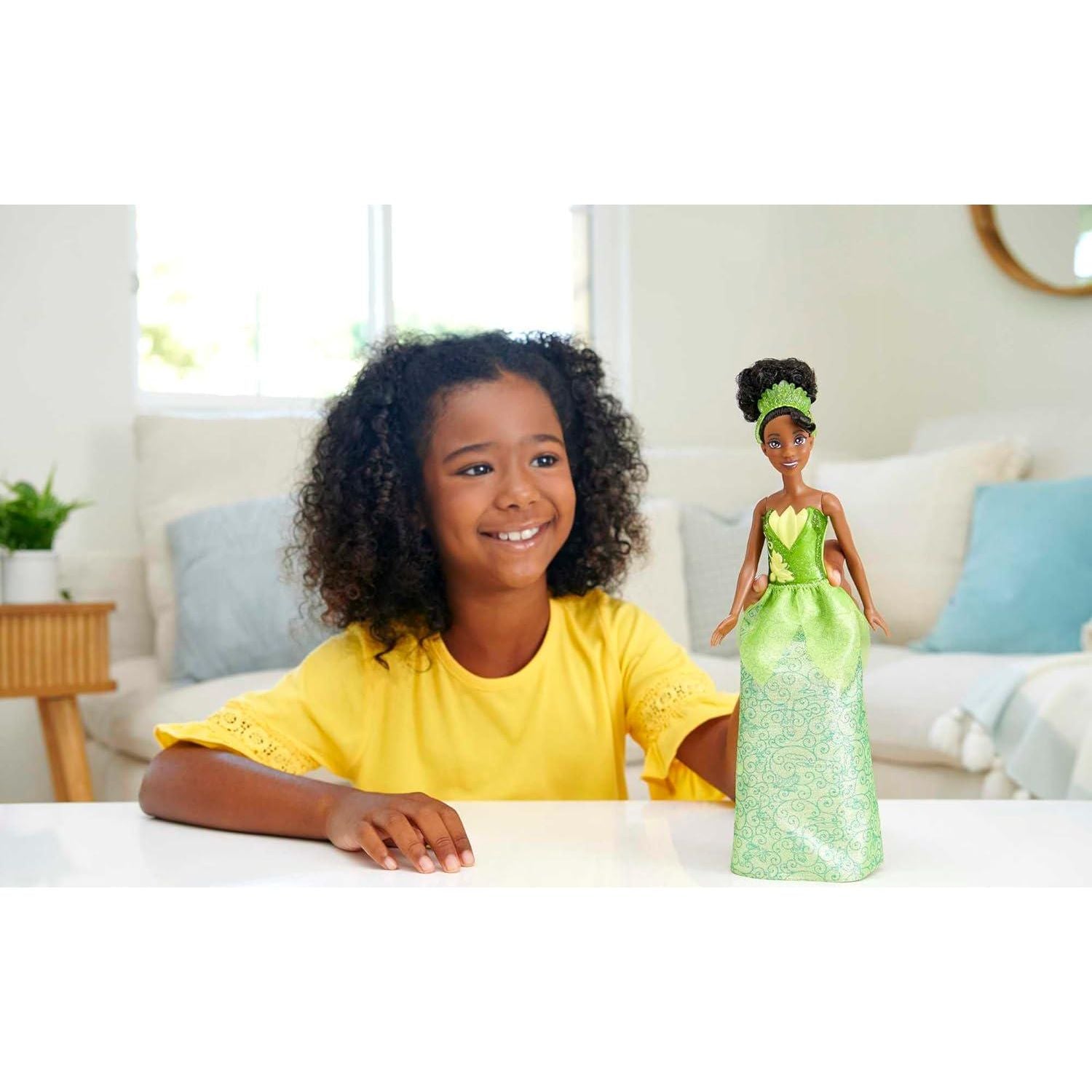 Mattel Disney Princess Toys, Tiana Fashion Doll, Sparkling Look With Brown Hair, Brown Eyes And Tiara Accessory, Inspired By The Princess And The Frog,