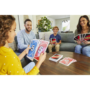 Mattel Giant UNO Card Game Oversized 108 Cards Family Game for Kids Ages 7 and Up with Instructions Included