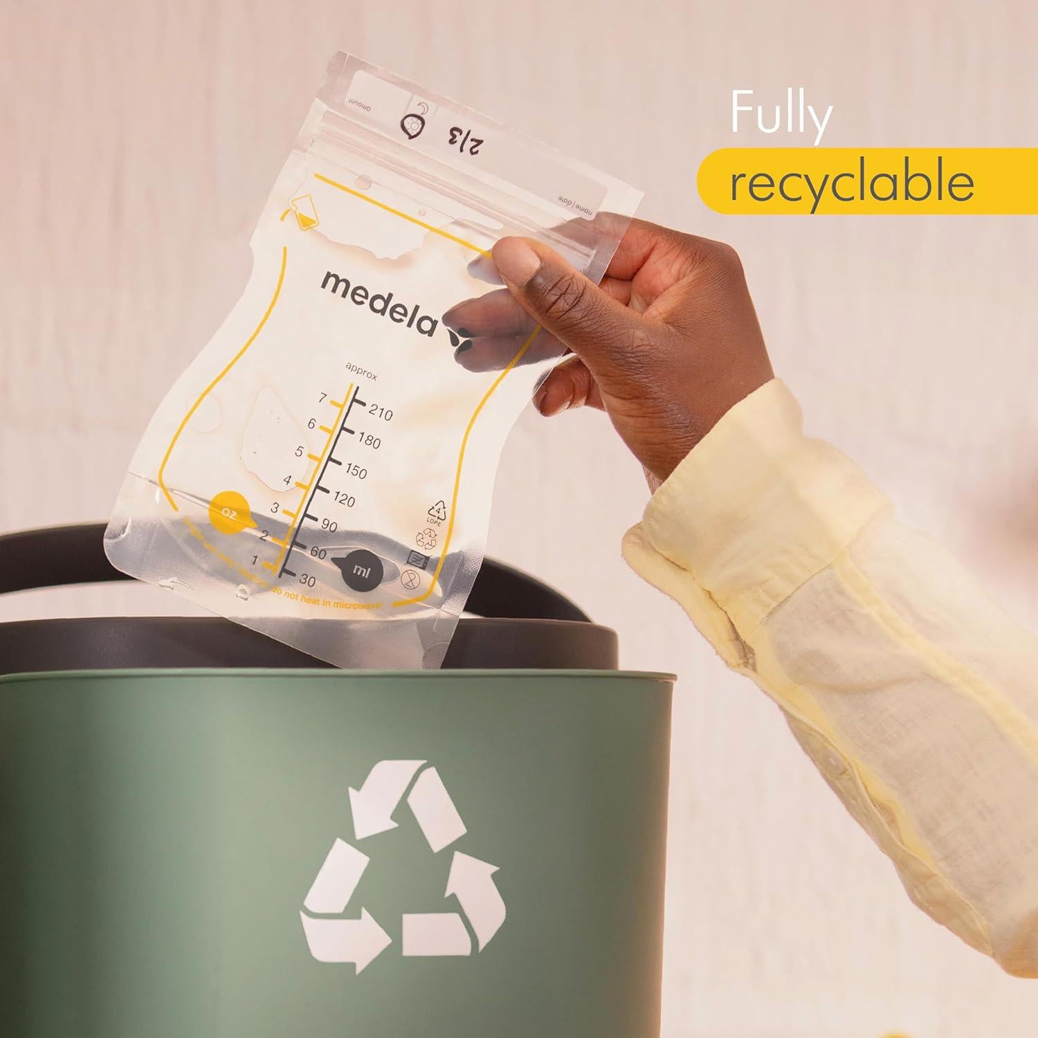 Medela Easy Pour Breastmilk Storage Bags | 200 Count 210ml | Disposable Leakproof Breast Milk Bags With Milk Protection | Recyclable And BPA Free,