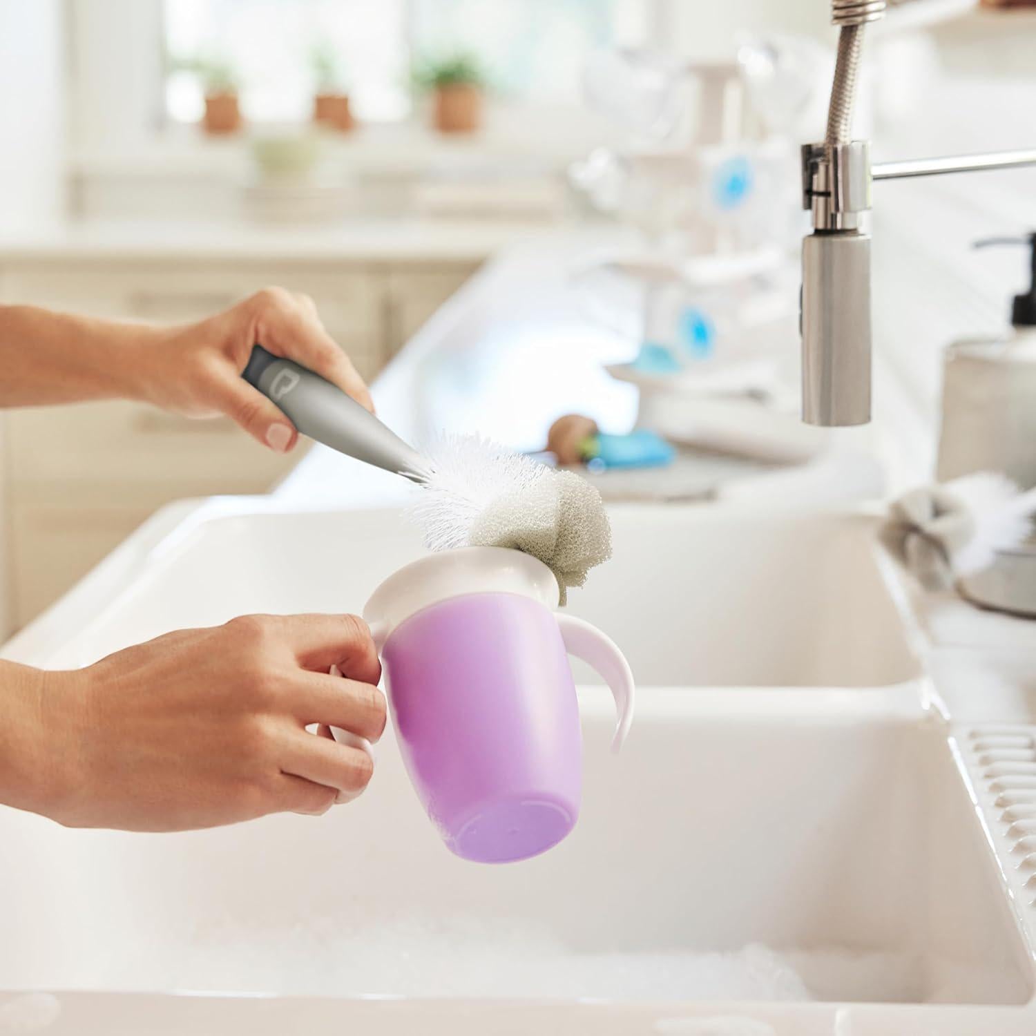 Munchkin Sponge Bottle Brush, Modern Design, 2 Pack, Grey,735282381454