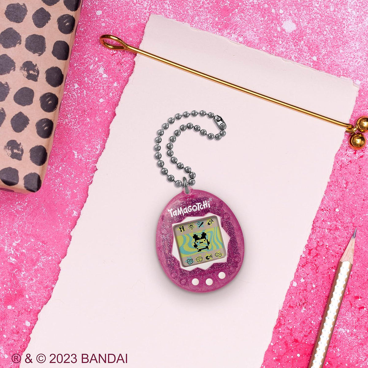 Tamagotchi Original - Pink Glitter (Updated Logo),045557428822