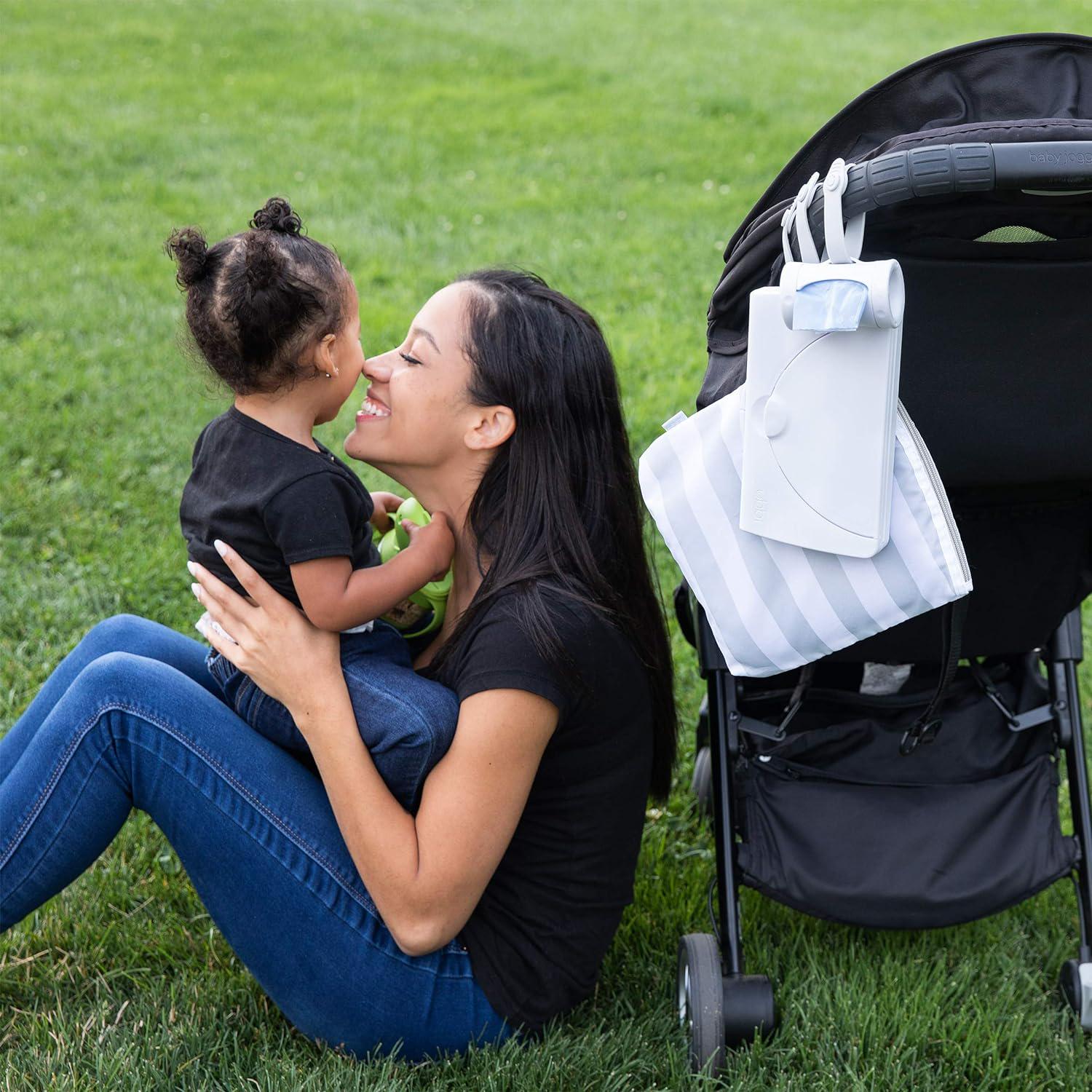 Ubbi Retractable On The Go Bag Dispenser For Baby Travel, Diaper Bag Accessory Must Have For Newborn, Helpful Baby Item, Baby Gift, Lavender Scented, White,698904101789