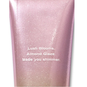 Victoria's Secret Velvet Petals Shimmer Fragrance Body Lotion 236ml,667555059930