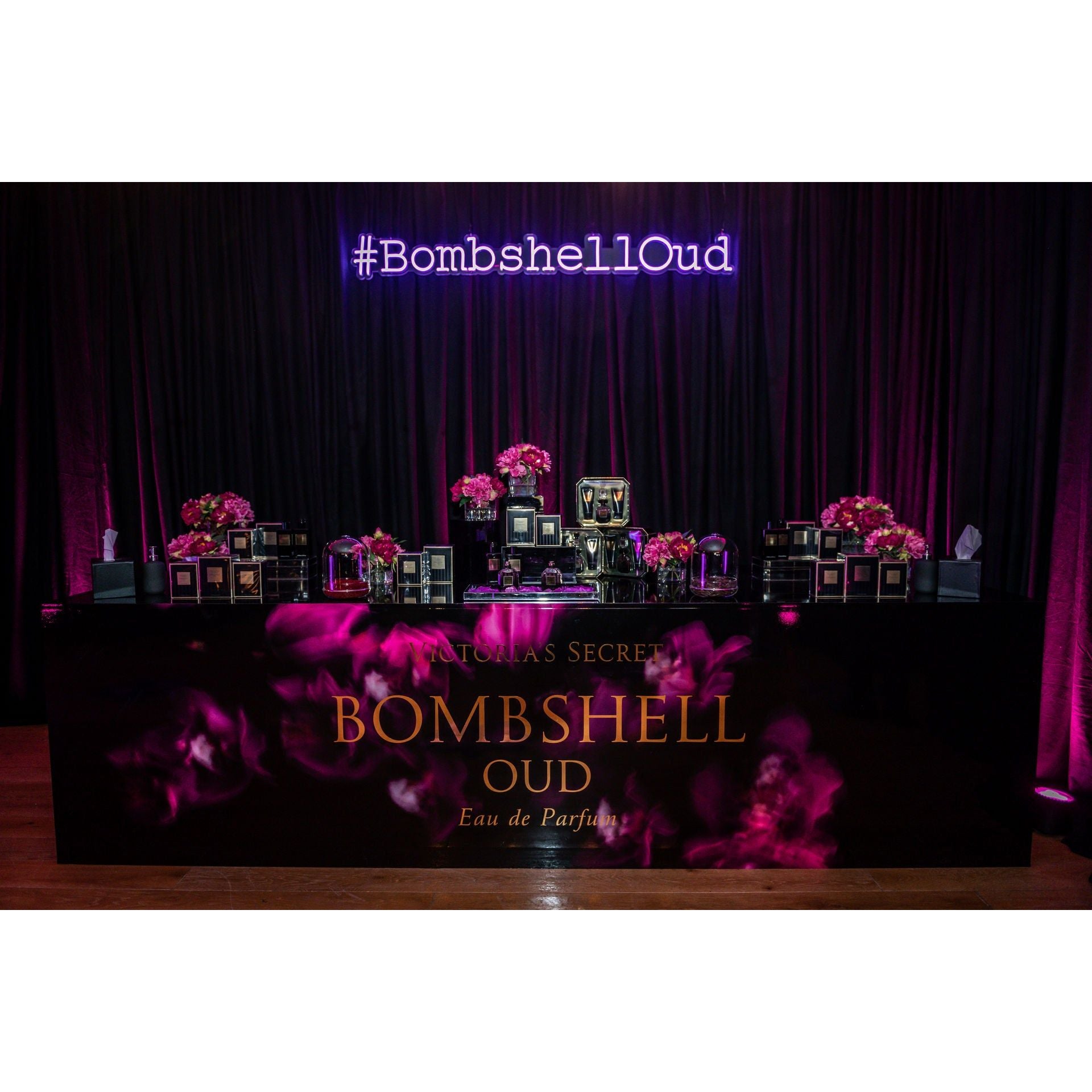 Victoria's Secret Bombshell Oud Eau De Parfum For Her 50ml,667553699473,