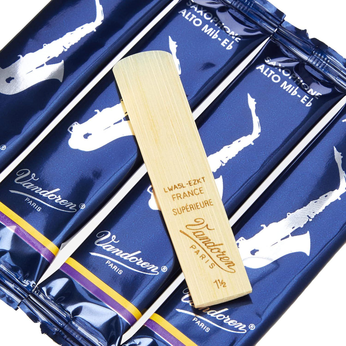 Vandoren SR2115 Alto Sax Traditional Reeds Strength 1.5; Box Of 10,