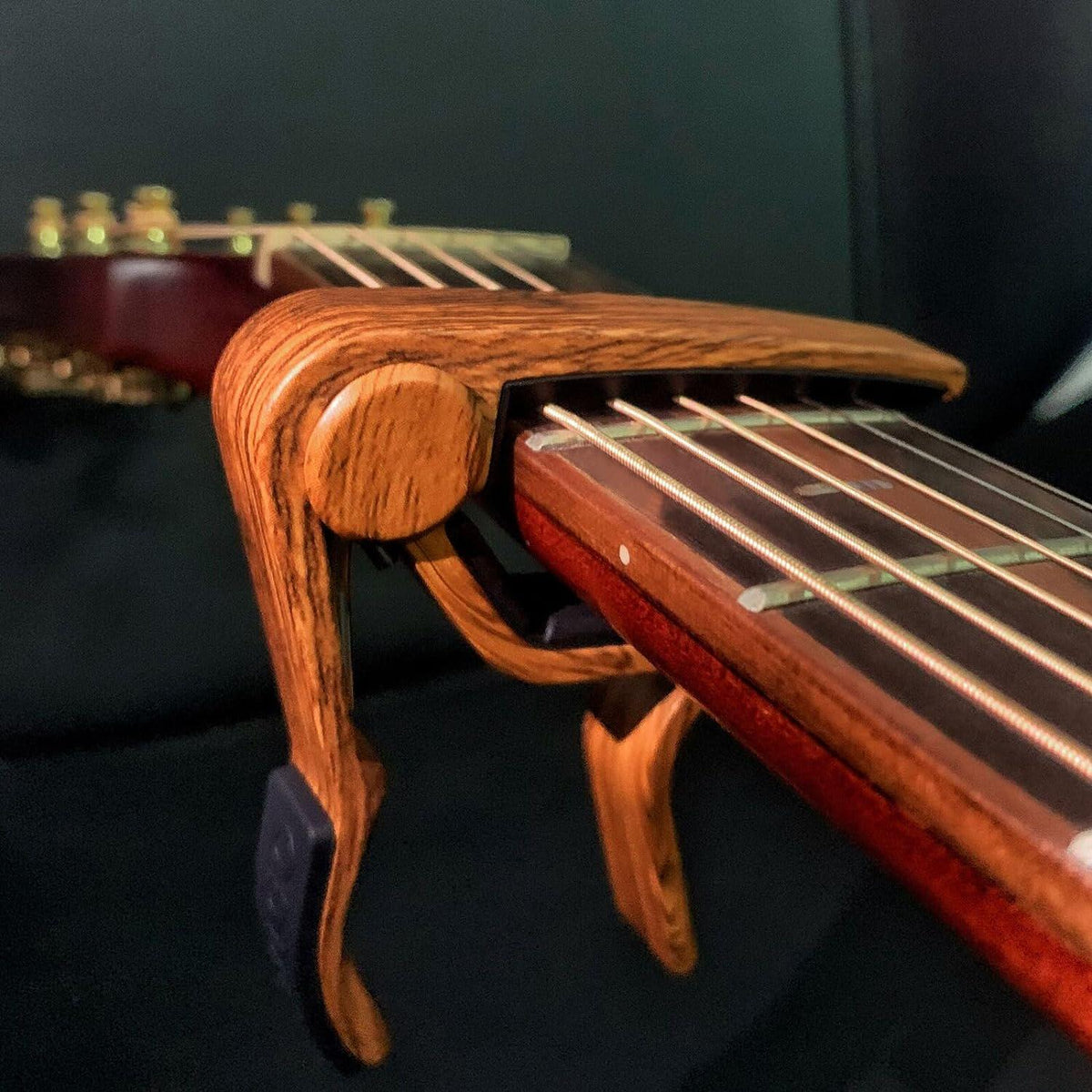 WINGO Guitar Capo For Acoustic And Electric Guitars - Rosewood Color With 5 Picks,