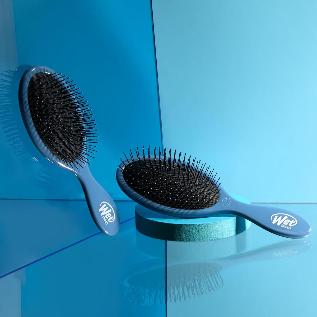 Wet Brush Original Detangler Hair Brush, Elemental Blue - Ultra-Soft IntelliFlex Bristles - Detangling Brush Glides Through Tangles For All Hair Types (Wet Dry And Damaged) - Women And Men,